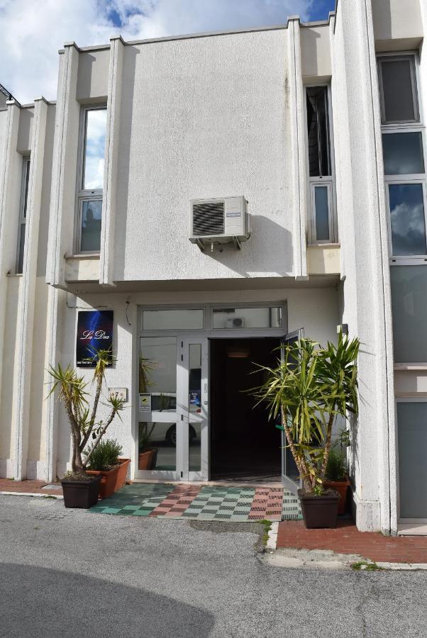 Hotel La Dea Pisa Exterior foto