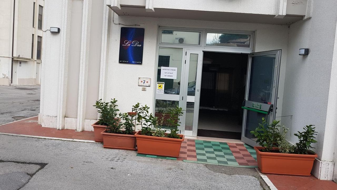 Hotel La Dea Pisa Exterior foto