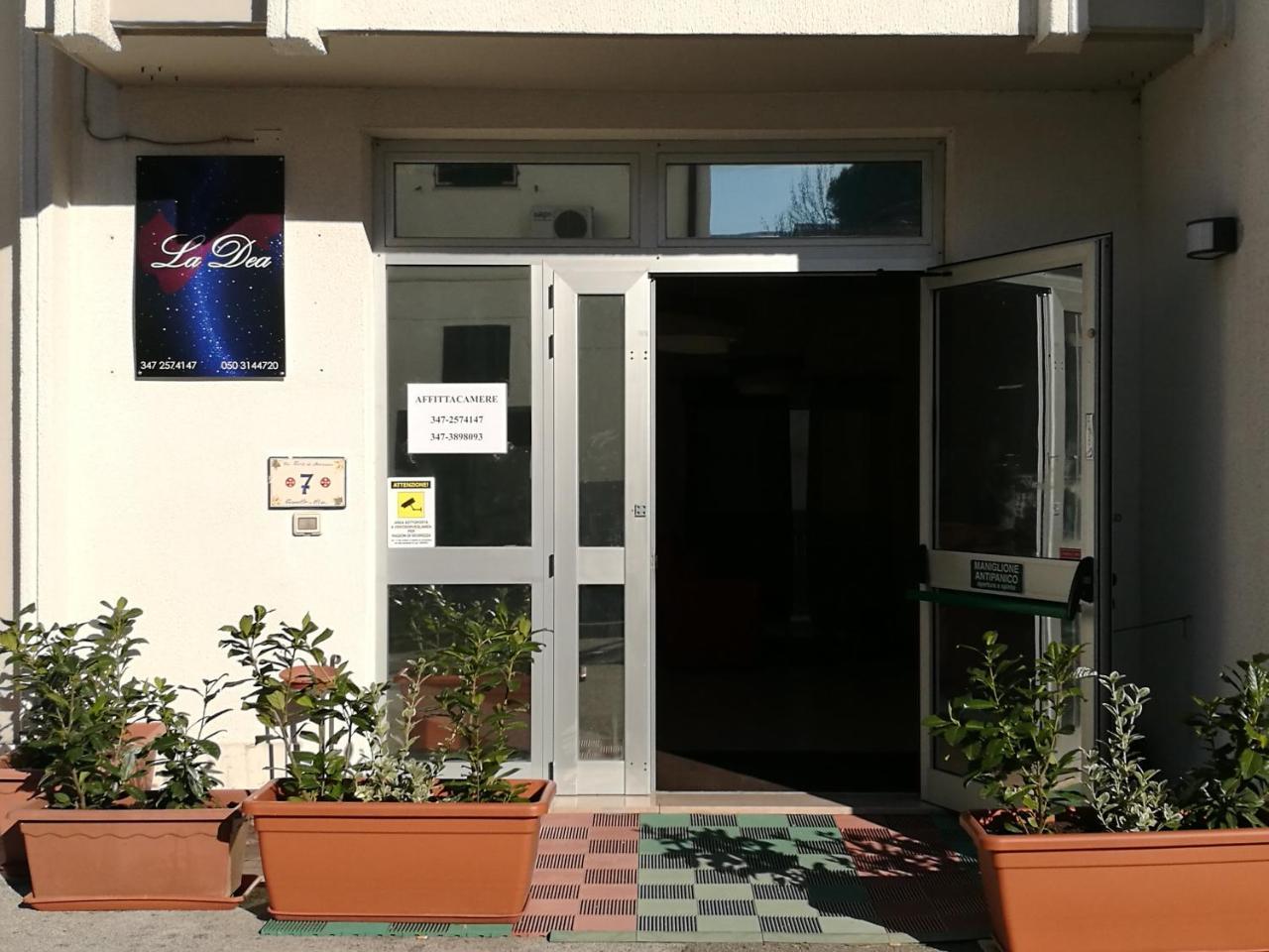 Hotel La Dea Pisa Exterior foto